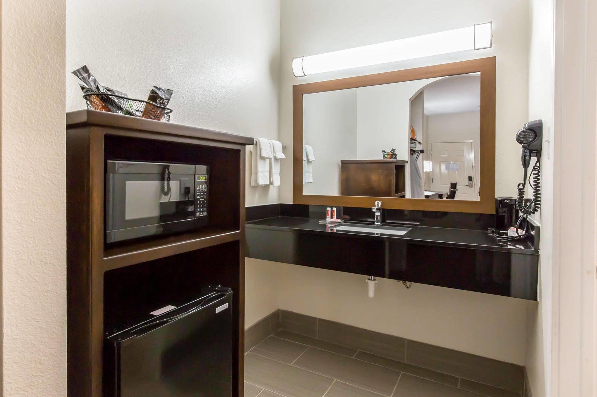 Scottish Inns & Suites Spring - Houston North Εξωτερικό φωτογραφία