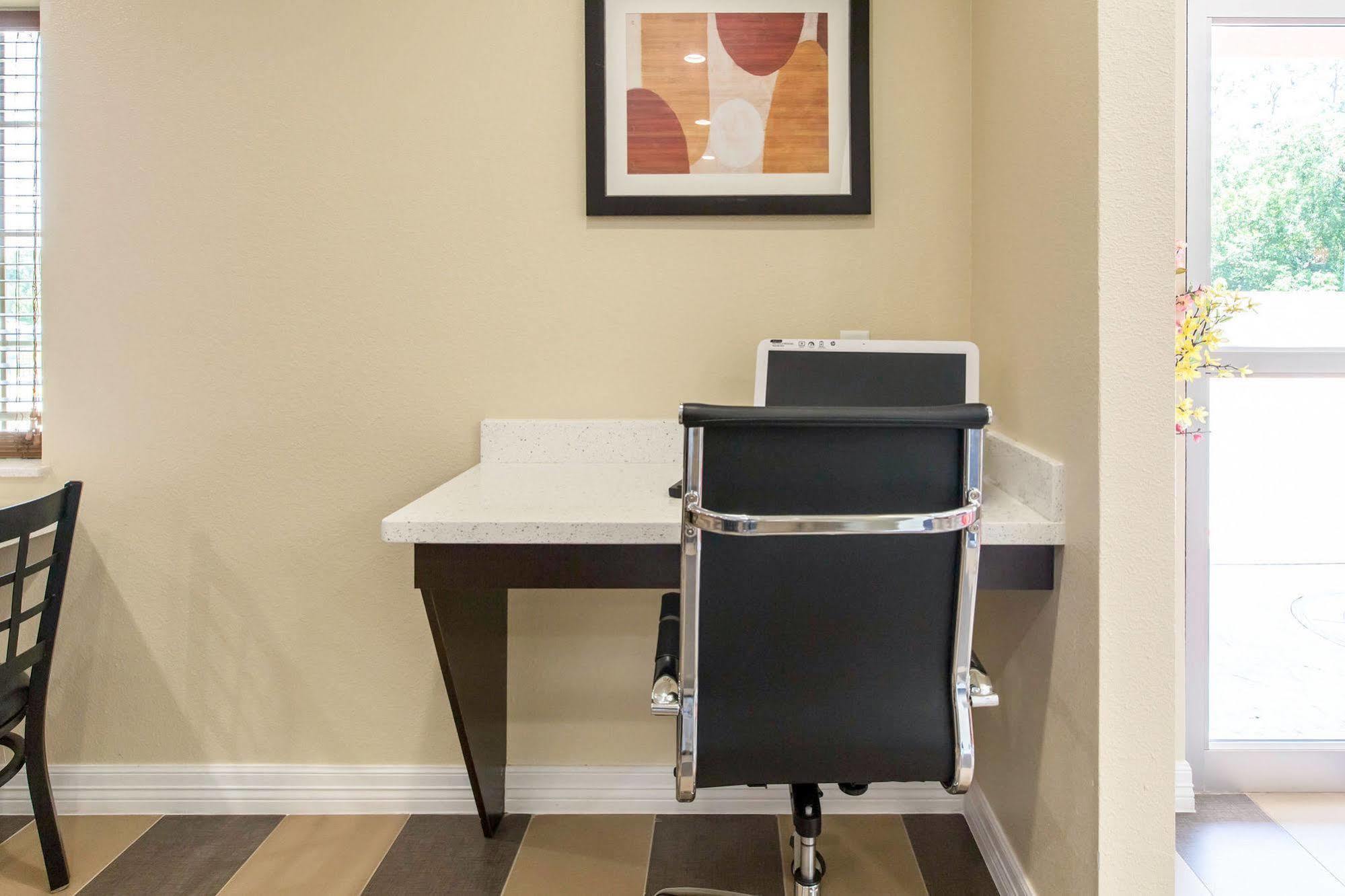 Scottish Inns & Suites Spring - Houston North Εξωτερικό φωτογραφία